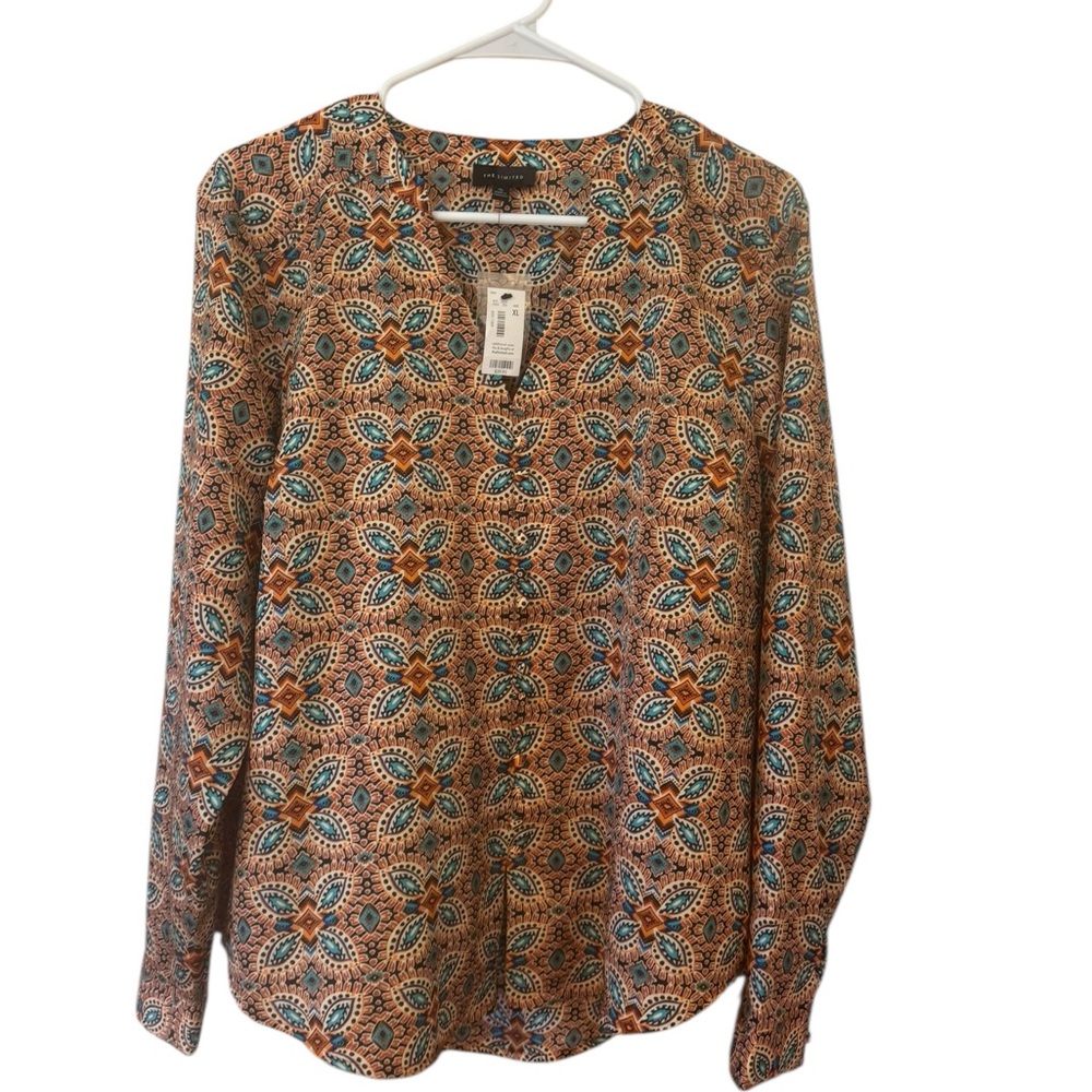 NWT The Limited Graphic Long Sleeve Blouse – Size XL